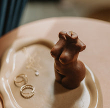 Load image into Gallery viewer, Curvy Melanin Magic Candles