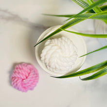 Load image into Gallery viewer, Bandu Knot Candle